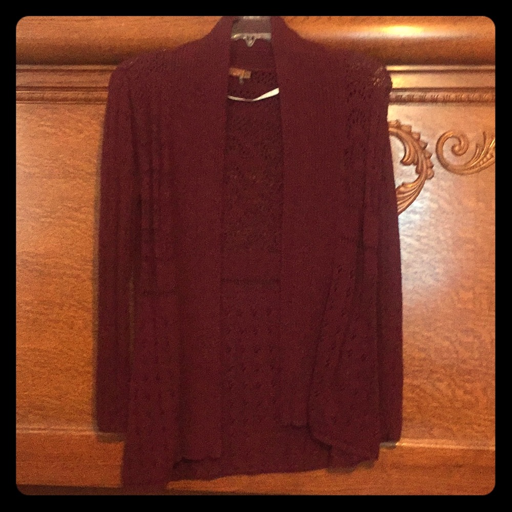 Beautiful Burgundy detailed knit cardigan